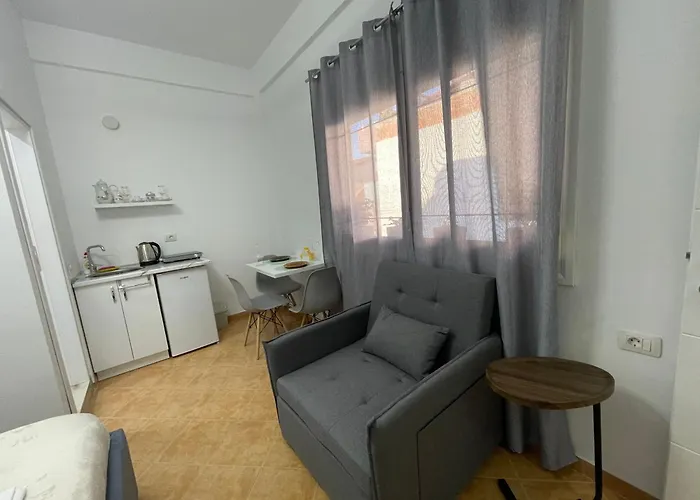 Eni Rooms